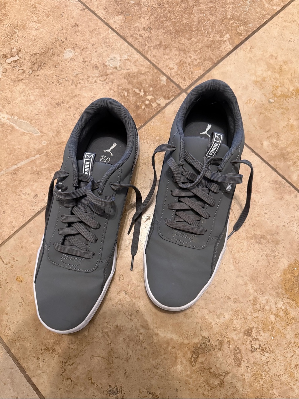 Puma Men's Dark Gray Low-Top Athletic Sneakers